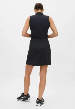 Nicky Skort, Black